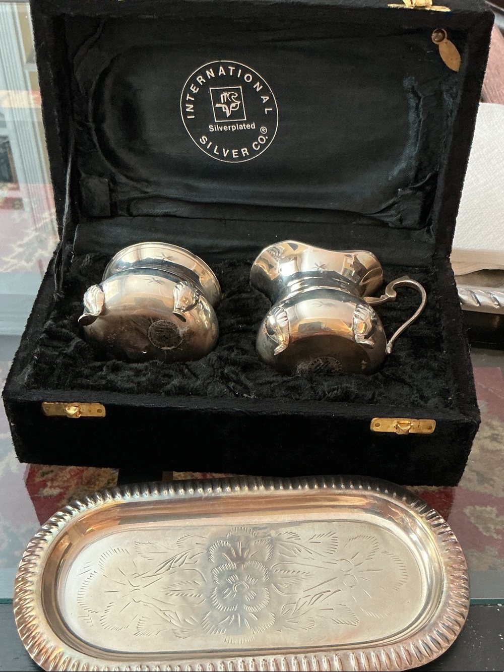 International Silver Co. Silverplate Creamer and Sugar Set with Tray - Silver